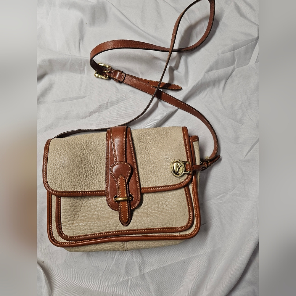 Vintage dooney and bourke bag